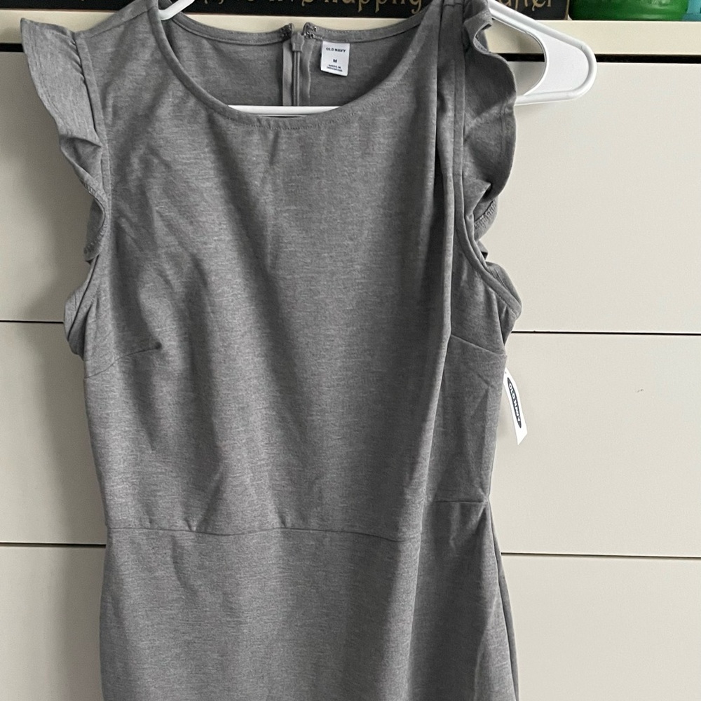 Brand new old navy dress with tags!